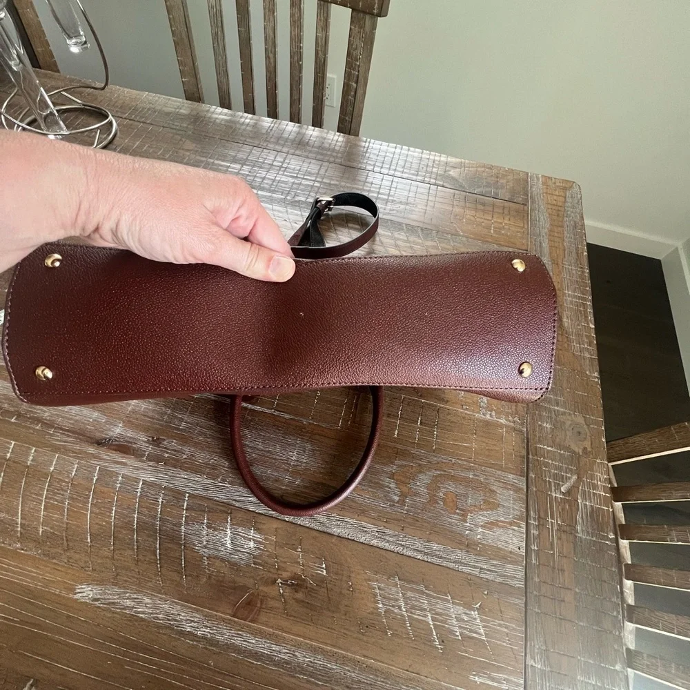 EUC NINE WEST Irwyn Saddle Tan Bag w Double Handles and Shoulder Strap Crossbody